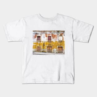 Old Mediterranean House Exterior Kids T-Shirt